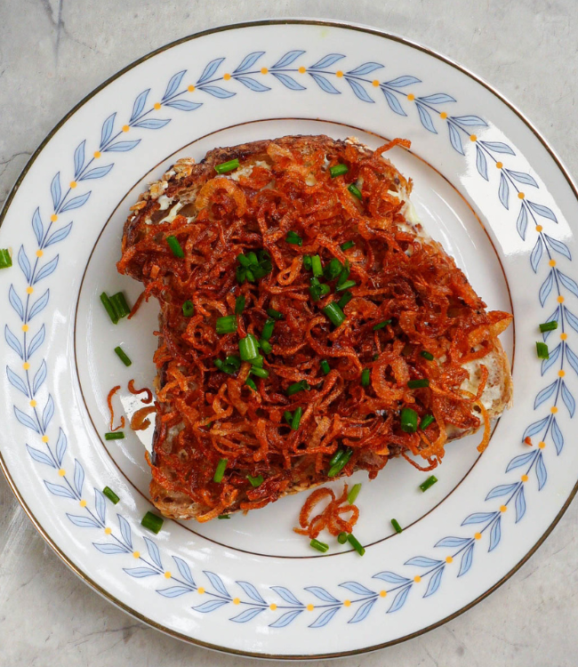 crispy shallots